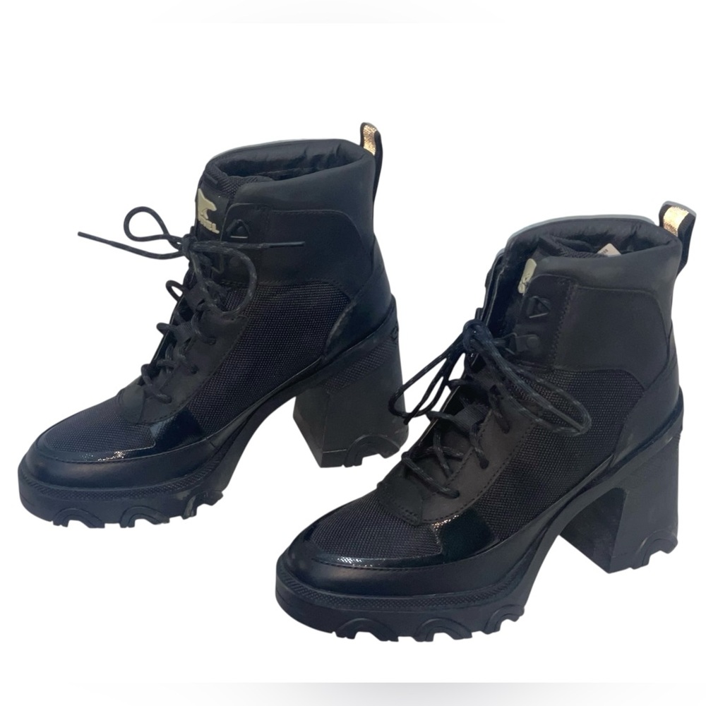 Sorel Black Lace-Up Chunky Heel Boots